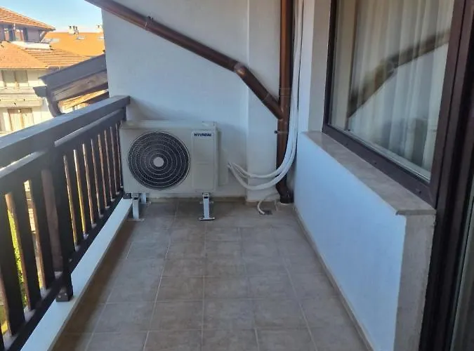 Royal Towers George Apartment, Next To The Gongola * 班斯科