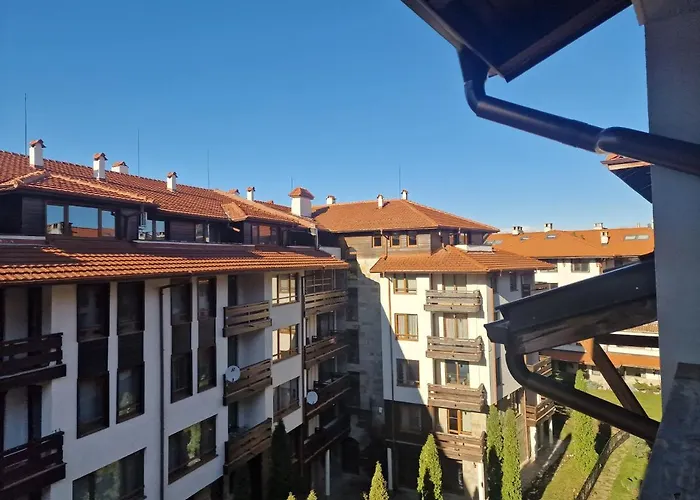 Royal Towers George Apartment, Next To The Gongola Apartment