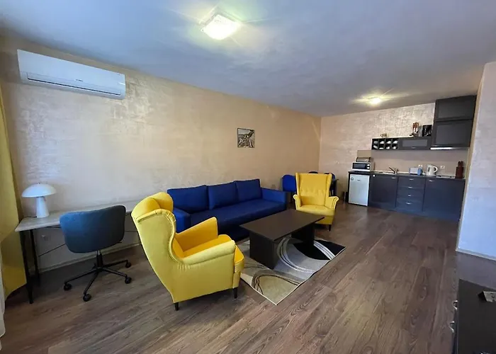 Apartman Royal Towers George Apartment, Next To The Gongola *