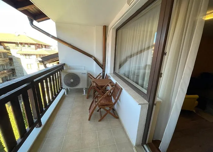 Royal Towers George Apartment, Next To The Gongola